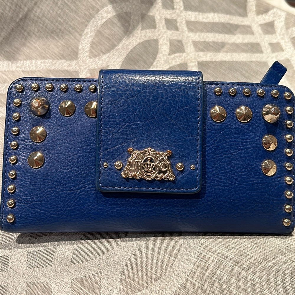 Juicy Couture Royal Blue Leather Studded Tab Clutch Wallet Crest Emblem 7.5x4”